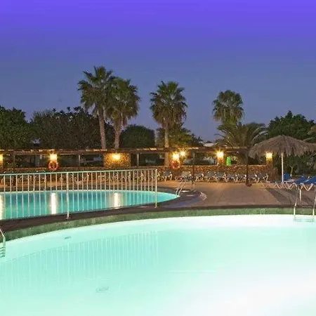 Playa Limones Hotel 3*